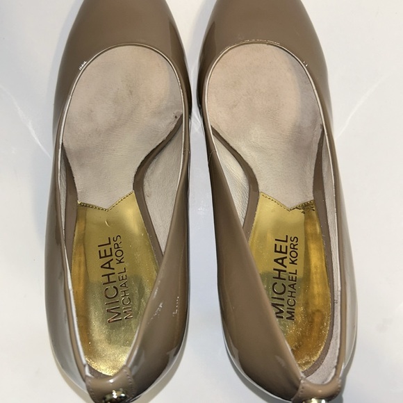 Michael Micheal Kors Tan Heels - Picture 4 of 10